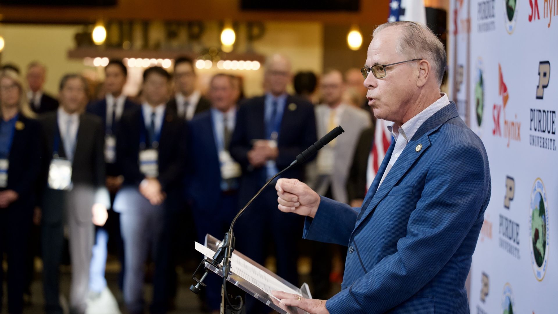 Braun is encouraging existing and prospective Scholarship Granting Organizations (SGOs) to apply for state approval ahead of the program's launch. The initiative will allow taxpayers who contribute to approved organizations to claim federal tax credits while helping fund educational scholarships for eligible students.