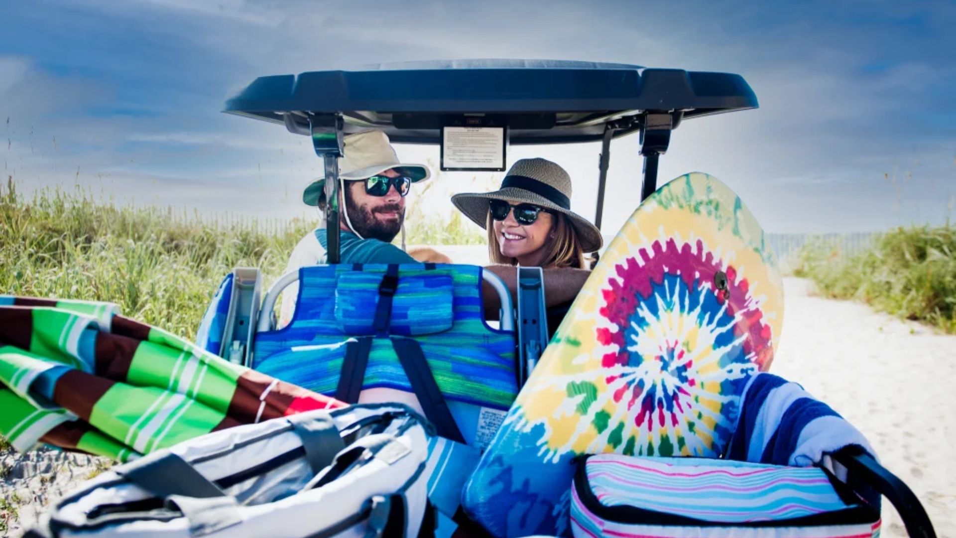Edisto Island and neighboring Edisto Beach, southwest of Charleston, have developed that kind of reputation. Travelers come for the shoreline, marshes, wildlife, and relaxed atmosphere. But the locally focused dining scene is another reason to appreciate the place.
